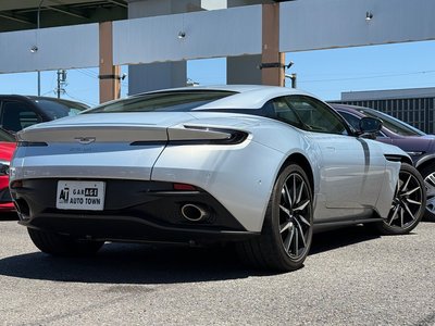 2019 Aston Martin DB11 — фото 4
