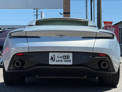 2019 Aston Martin DB11 — фото 5