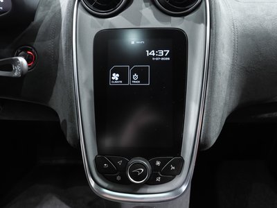 صورة 56 لـ 2020 Mclaren 620R