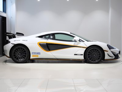 صورة 11 لـ 2020 Mclaren 620R