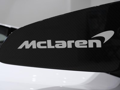 صورة 37 لـ 2020 Mclaren 620R