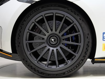 صورة 27 لـ 2020 Mclaren 620R