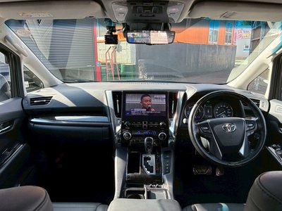 2022 Toyota ALPHARD — фото 2