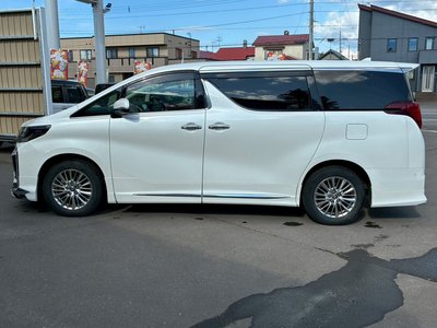 2022 Toyota ALPHARD — фото 11