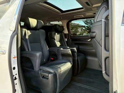 2022 Toyota ALPHARD — фото 17
