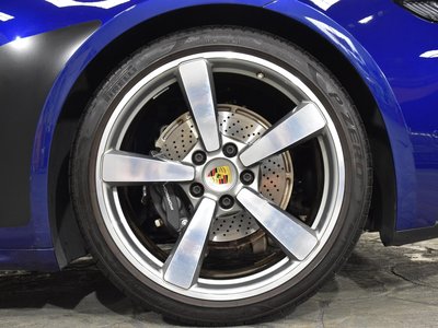 2021 Porsche 911 thumbnail 21