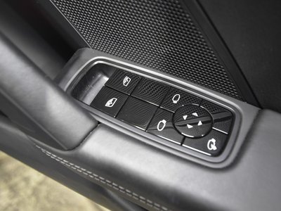 2021 Porsche 911 thumbnail 35
