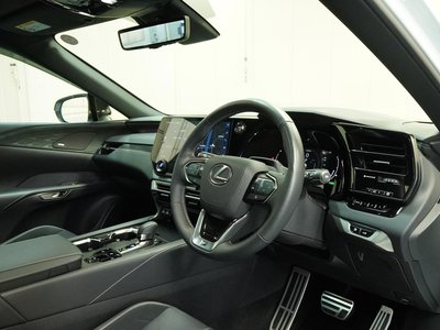 صورة مصغرة 68 لـ 2024 Lexus RX