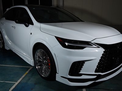 صورة مصغرة 9 لـ 2024 Lexus RX