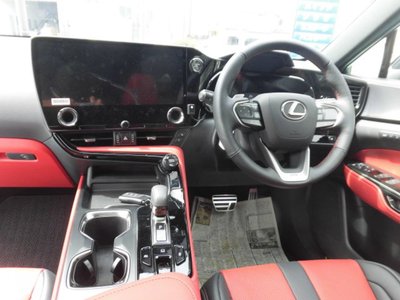2025 Lexus NX thumbnail 21