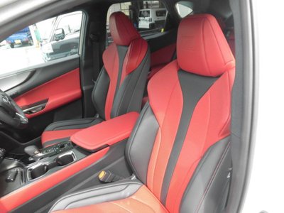 2025 Lexus NX thumbnail 17