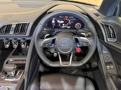 صورة 5 لـ 2020 AUDI R8 SPYDER
