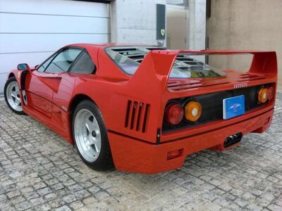 صورة مصغرة 12 لـ 1990 Ferrari F40
