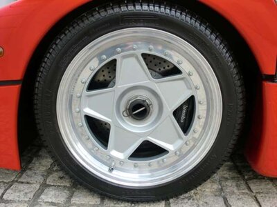 صورة مصغرة 15 لـ 1990 Ferrari F40