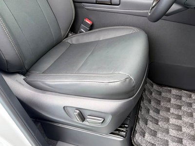 2025 Toyota ALPHARD 照片 38