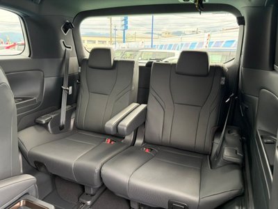 2025 Toyota ALPHARD 照片 18