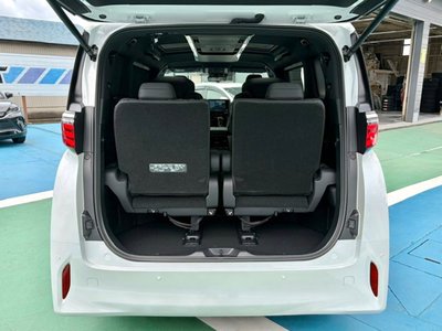 2025 Toyota ALPHARD 照片 19