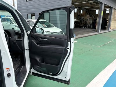 2025 Toyota ALPHARD 照片 36