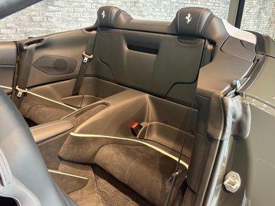 صورة مصغرة 17 لـ 2025 Ferrari ROMA SPIDER