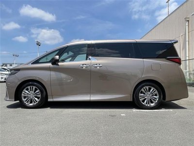 صورة 34 لـ 2024 Toyota ALPHARD
