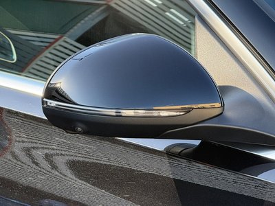 2025 Mercedes-BENZ C-CLASS AMG — фото 13