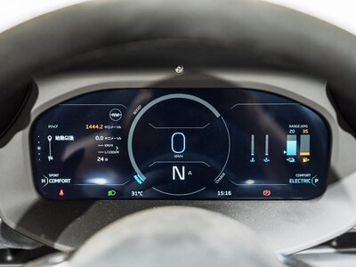 صورة 50 لـ 2024 Mclaren ARTURA SPIDER