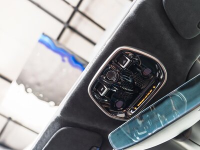 صورة 60 لـ 2024 Mclaren ARTURA SPIDER