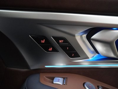2026 BMW XM thumbnail 37