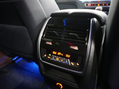 2026 BMW XM thumbnail 32