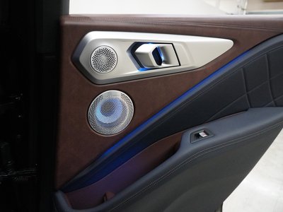 2026 BMW XM thumbnail 34