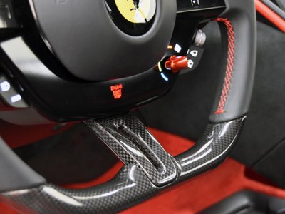 2024 Ferrari ROMA SPIDER — фото 17