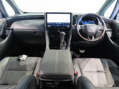 2024 Toyota ALPHARD — фото 6