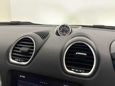 2017 Porsche 718 缩略图 16