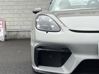 2021 Porsche 718 SPYDER thumbnail 19