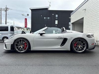 2021 Porsche 718 SPYDER photo 13