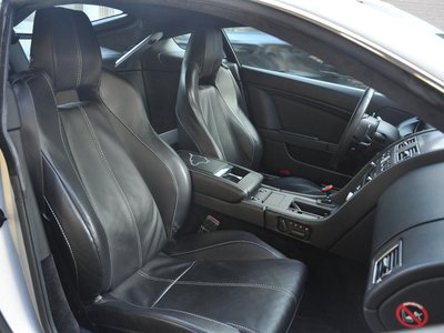 صورة 14 لـ 2008 Aston Martin V8